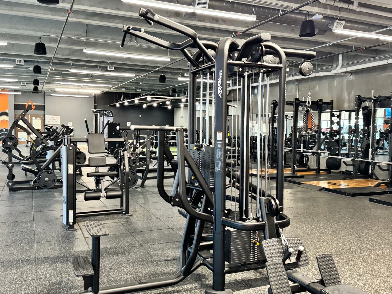 Cable machine area at The Forge